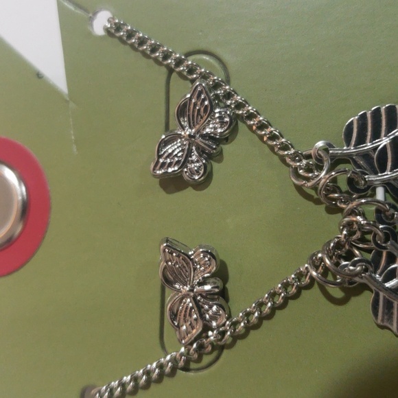 Silver-Tone Leaf Charm Necklace & Butterfly Stud Earrings Set – Nature Jewelry - Picture 6 of 9